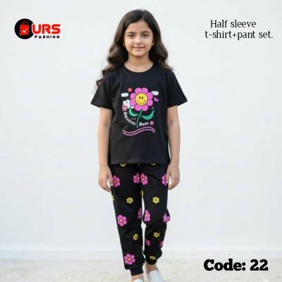 Flower design half sleeve t-shirt + pant set.