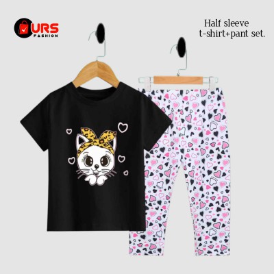 Cat design half sleeve t-shirt + pant set.