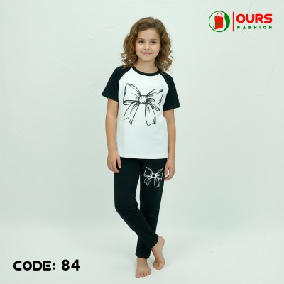 flower Raglan Sleeve design half sleeve t-shirt pant set.