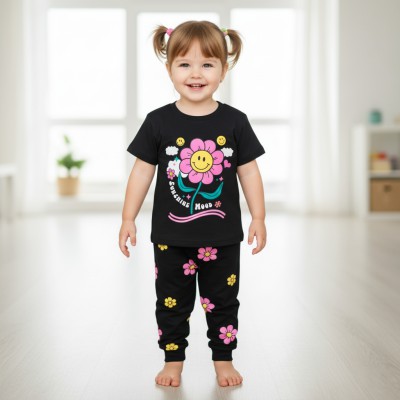 Half sleeve T-shirt & Pant Set Flower Design .
