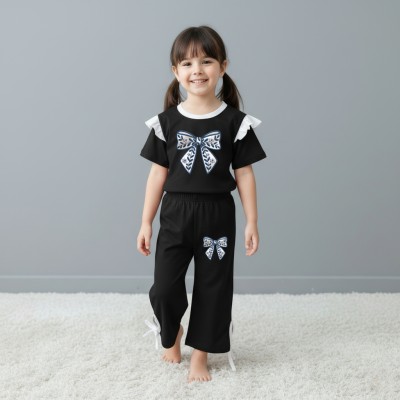 flower all over design half sleeve t-shirt + plazo pant set.